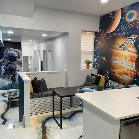 The Space Place - 2 Bedroom Apt With Memory Foam Mattresses Built For Relaxation Philadelphia Bagian luar foto