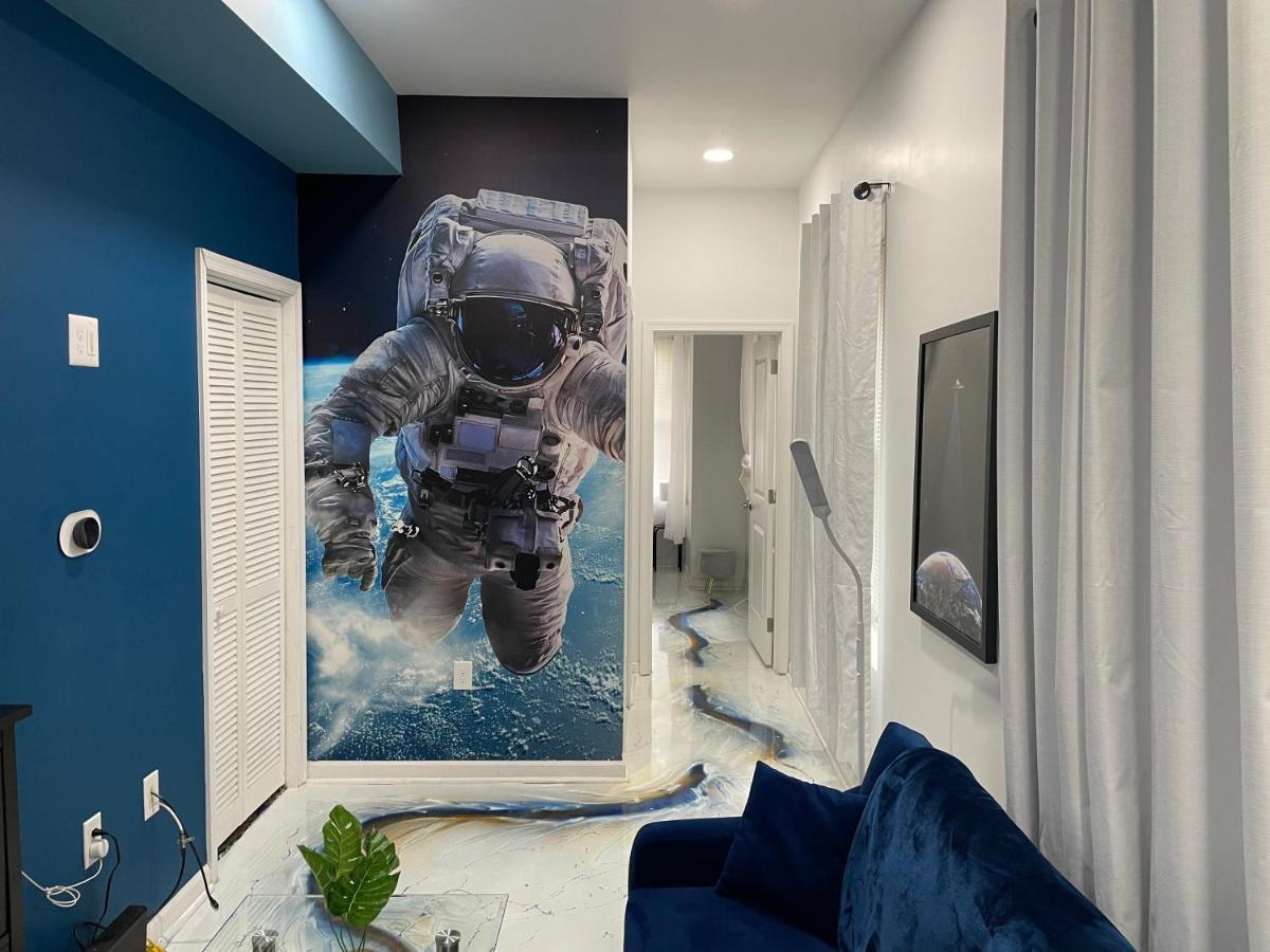 The Space Place - 2 Bedroom Apt With Memory Foam Mattresses Built For Relaxation Philadelphia Bagian luar foto
